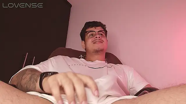 BjornSteel élő XXX-chatje