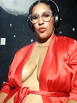 Chat +18 de Ivy_horse_ ao vivo