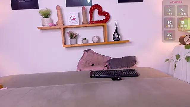 nairagold_ লাইভ XXX চ্যাট