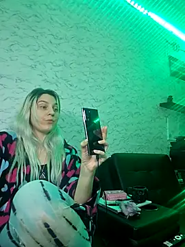 ScarletCallings_420's Live XXX Chat