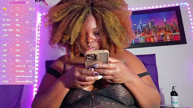 Chat XXX ao vivo de ebony_NeighborMoans