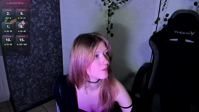 Chatroom XXX en direct de Lina_Vi