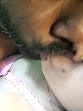 Chat +18 de Younger_Couples ao vivo