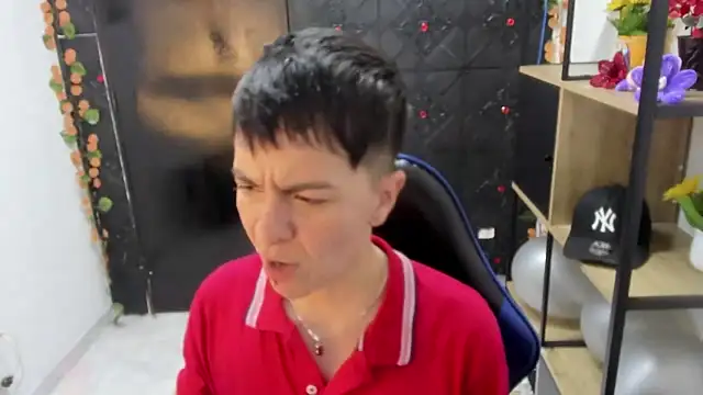 Chat +18 de _Hannah_Hot ao vivo