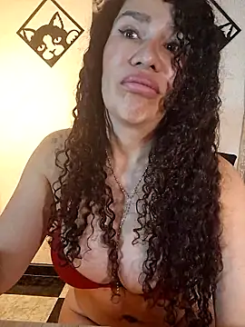 Lina_444 Chat XXX in diretta