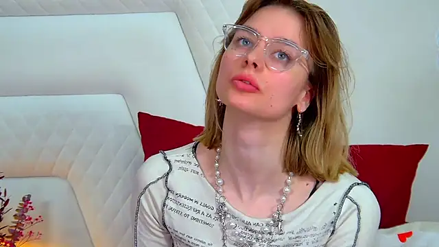 Chatroom XXX en direct de MerlinMeyer