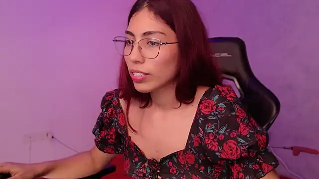 Chat XXX en directo de Kadah_