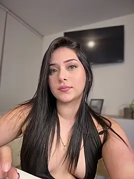 KateJohnson_ élő XXX-chatje