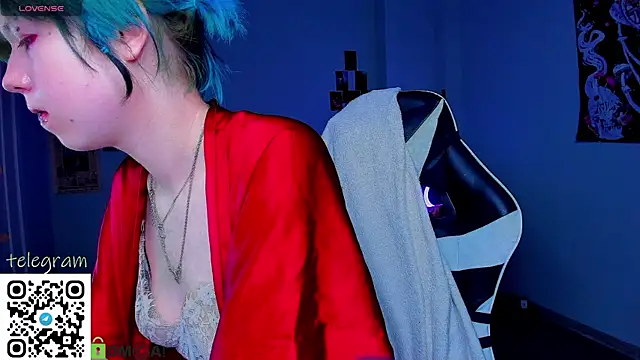 LittleKittenStar live XXX chat