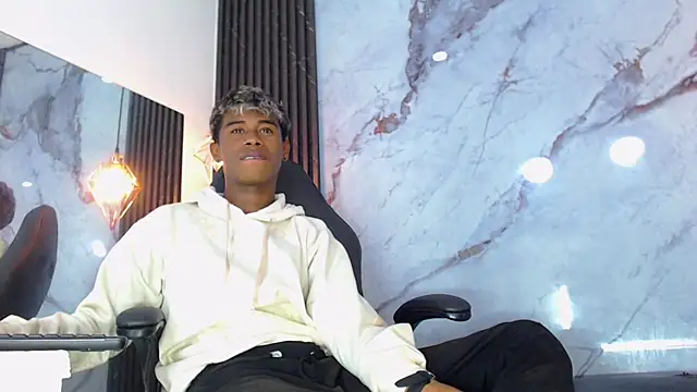 Show de LuckyBluex na webcam