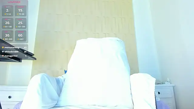 Chat +18 de mia_pineda ao vivo