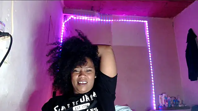 cherry_cleou's Live XXX Chat