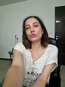 Chat +18 de emmalove_arg ao vivo