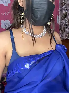 CUTI-NAINA 网络视讯表演