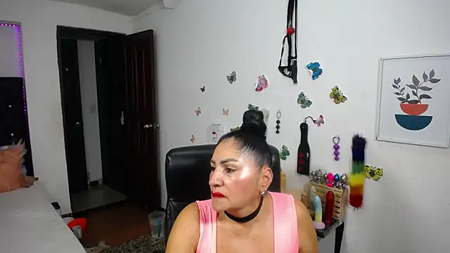 mature_bigboobs10 即時 XXX 聊天