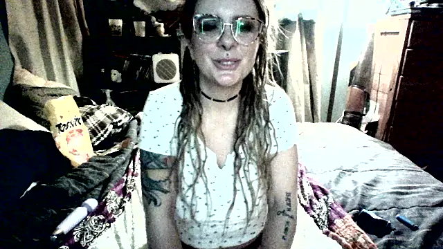 Chat +18 de adirajade ao vivo