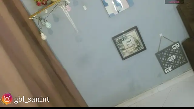 gaby_sant Chat XXX in diretta