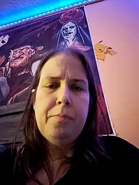 Pokazy przed kamerką – 023thickandjuicy07