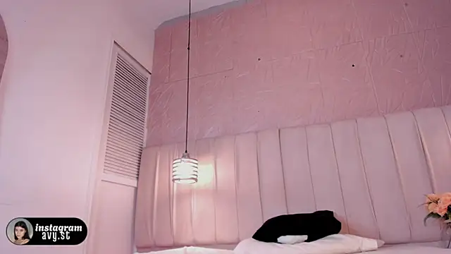 avy_st: онлайн-секс-чат