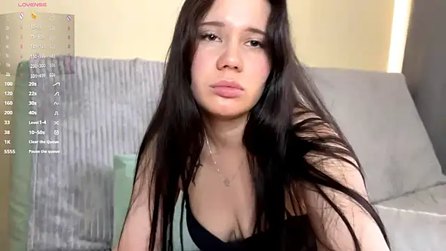 Show modela EvaCake na web-kameri