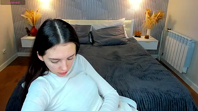 elise_robbie's Live XXX Chat