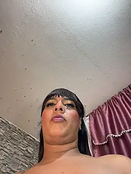 Czat XXX na żywo – Newshantal_