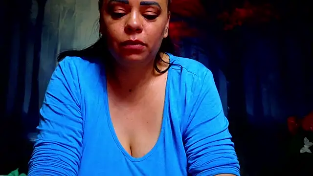 ElizabethEven Chat XXX in diretta