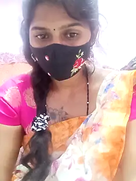 Tamil_Hot_Anu: διαδικτυακό σόου στην κάμερα