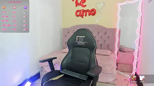 دردشة SABRIINA_TAY الجنسية المباشرة