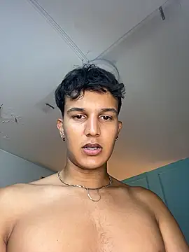 Leo_Savage_ Chat XXX in diretta