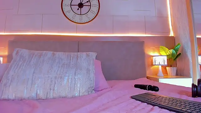 Meloddy_Rose: онлайн-секс-чат