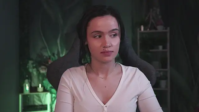 MonicaFarmer's Live XXX Chat