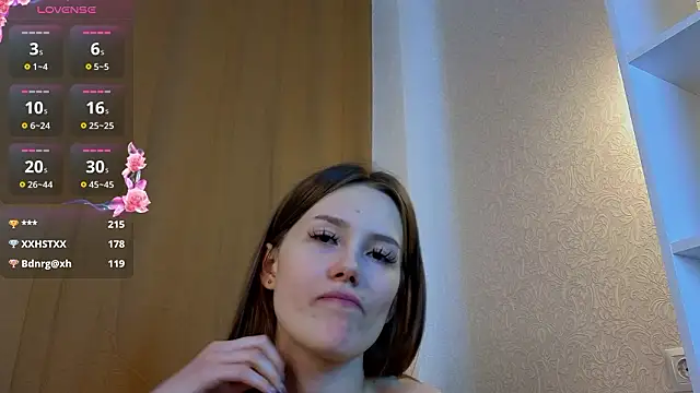 VinnieMaida's Live XXX Chat