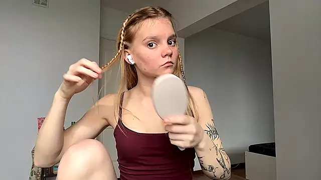 Tiffany_Muse: онлайн-секс-чат