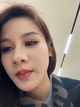 AAi-0329 网络视讯表演