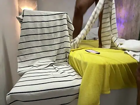 CasadoLutadorBigStuds Adlı Modelin Canlı XXX Sohbeti