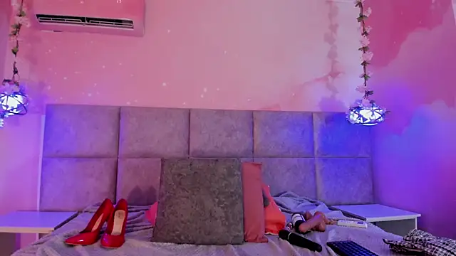 Lushi_Love Chat XXX in diretta