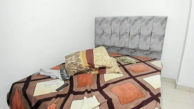 maykyboyx Adlı Modelin Web Kamerası Şovu