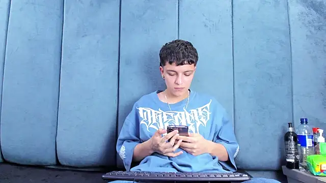 Megan_Thompson_ Chat XXX in diretta