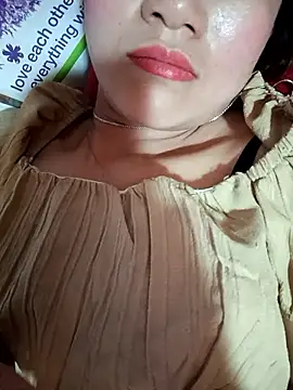 Zhan99999 在線直播表演