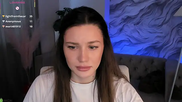 Chatroom XXX en direct de Aria_Mila