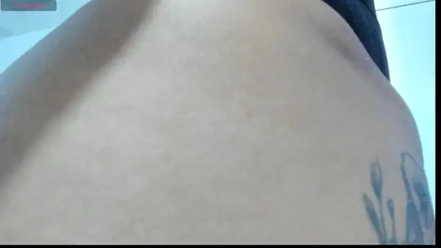 mis-violetha Chat XXX in diretta