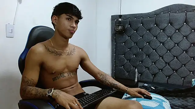 luka_big18 Adlı Modelin Canlı XXX Sohbeti