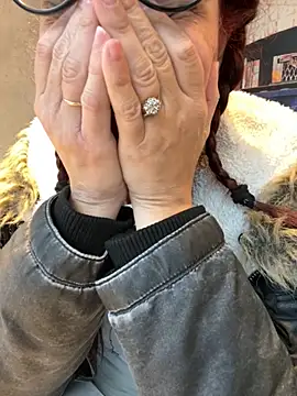 Chatroom XXX en direct de NataKitten