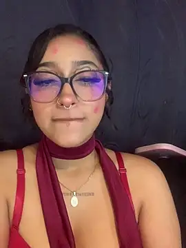 LilithMonette 现场XXX聊天