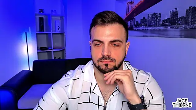 Jace_Thorne 即時 XXX 聊天