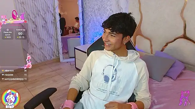 دردشة osamu_tay الجنسية المباشرة