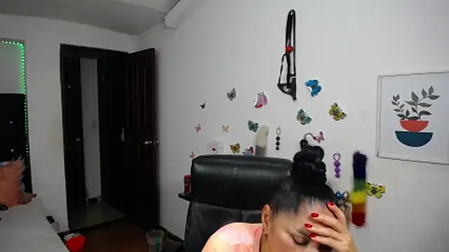 mature_bigboobs10n Live XXX chat