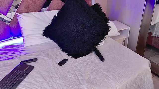 AmmyJones_ Live XXX-Chat