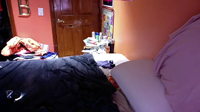 Teddy4420: διαδικτυακό σόου στην κάμερα